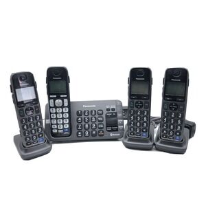 Panasonic KX-TGE260 DECT 6.0 Bluetooth Cordless Phone 4 KX-TGEA20 + Handsets
